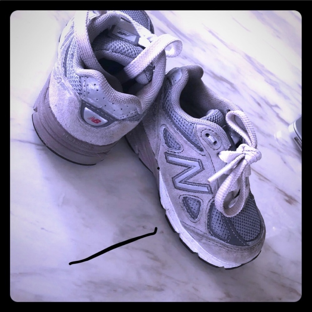 New Balance 990